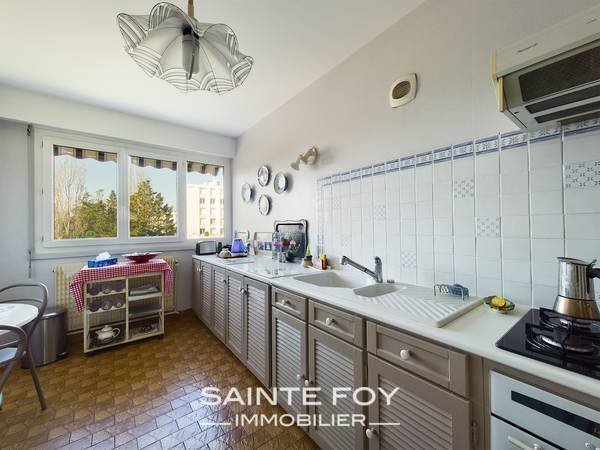 2022272 image4 - Sainte Foy Immobilier - Ce sont des agences immobilières dans l'Ouest Lyonnais spécialisées dans la location de maison ou d'appartement et la vente de propriété de prestige.