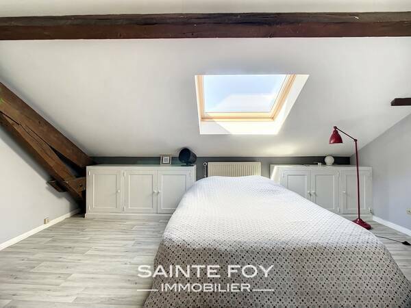 2022686 image8 - Sainte Foy Immobilier - Ce sont des agences immobilières dans l'Ouest Lyonnais spécialisées dans la location de maison ou d'appartement et la vente de propriété de prestige.