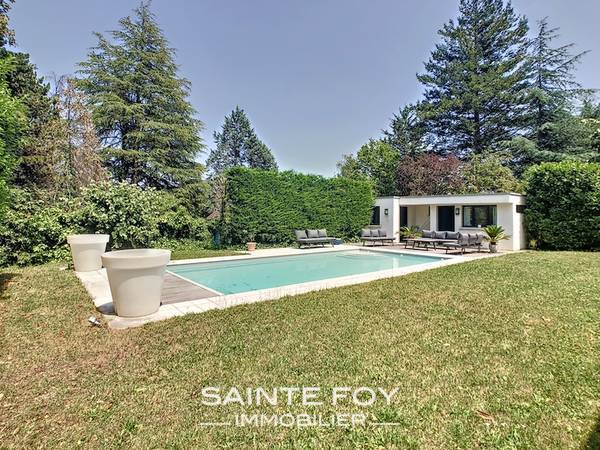 2022511 image9 - Sainte Foy Immobilier - Ce sont des agences immobilières dans l'Ouest Lyonnais spécialisées dans la location de maison ou d'appartement et la vente de propriété de prestige.