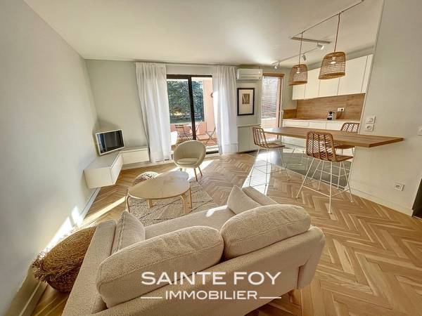 2022221 image2 - Sainte Foy Immobilier - Ce sont des agences immobilières dans l'Ouest Lyonnais spécialisées dans la location de maison ou d'appartement et la vente de propriété de prestige.
