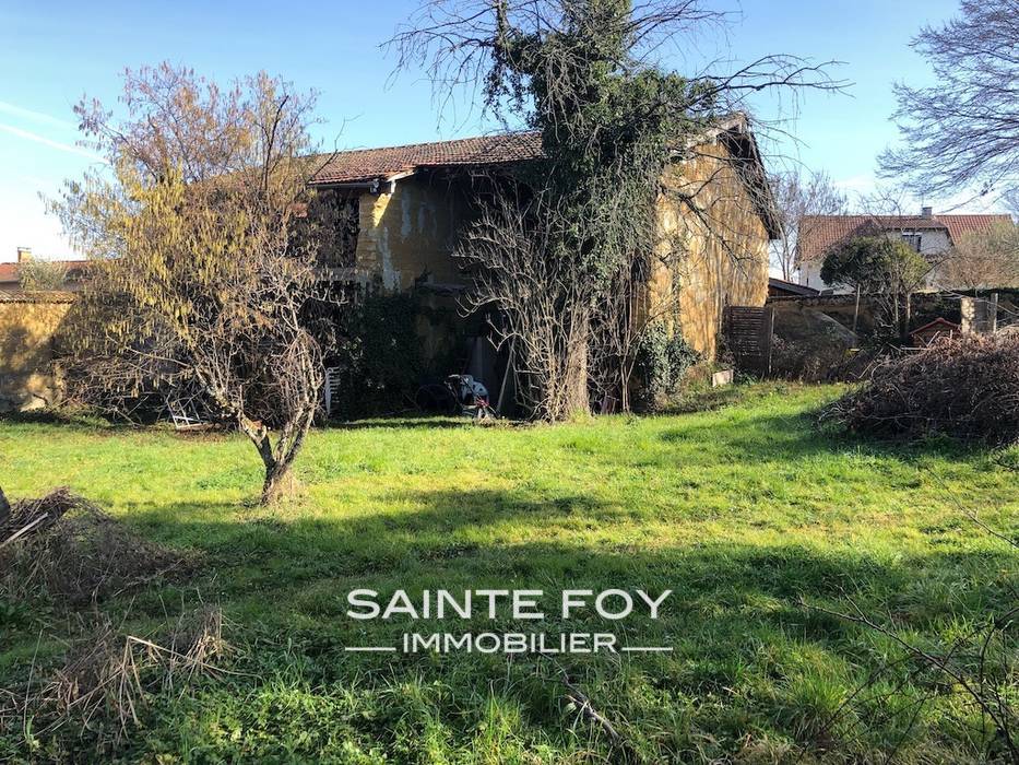 2022952 image1 - Sainte Foy Immobilier - Ce sont des agences immobilières dans l'Ouest Lyonnais spécialisées dans la location de maison ou d'appartement et la vente de propriété de prestige.