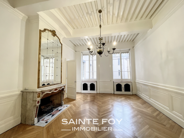 2022623 image3 - Sainte Foy Immobilier - Ce sont des agences immobilières dans l'Ouest Lyonnais spécialisées dans la location de maison ou d'appartement et la vente de propriété de prestige.