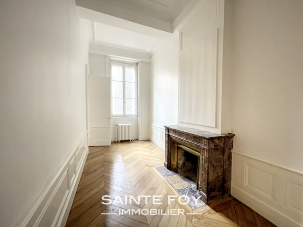2022623 image7 - Sainte Foy Immobilier - Ce sont des agences immobilières dans l'Ouest Lyonnais spécialisées dans la location de maison ou d'appartement et la vente de propriété de prestige.