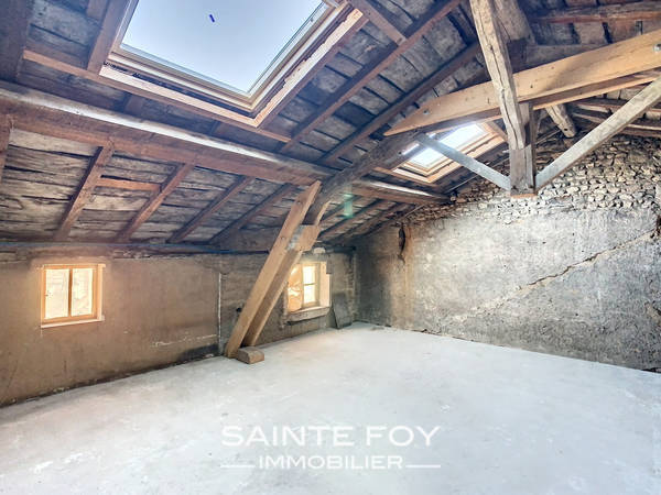 2022477 image5 - Sainte Foy Immobilier - Ce sont des agences immobilières dans l'Ouest Lyonnais spécialisées dans la location de maison ou d'appartement et la vente de propriété de prestige.