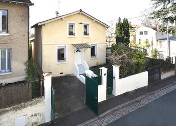 2022710 image1 - Sainte Foy Immobilier - Ce sont des agences immobilières dans l'Ouest Lyonnais spécialisées dans la location de maison ou d'appartement et la vente de propriété de prestige.