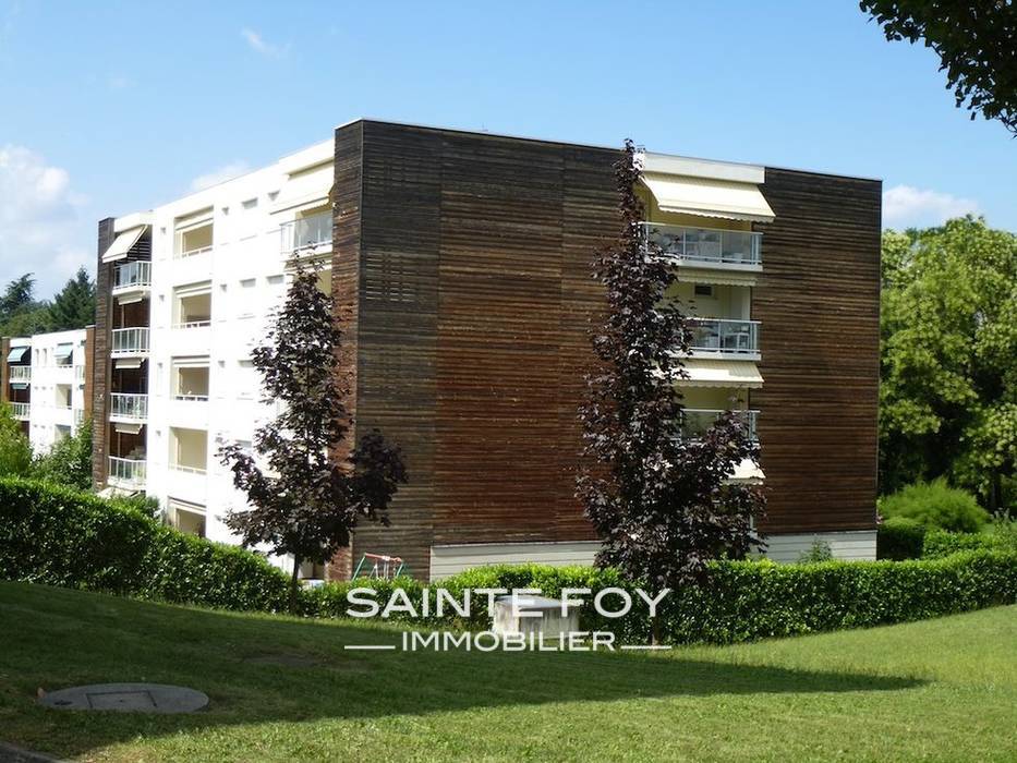 2021173 image1 - Sainte Foy Immobilier - Ce sont des agences immobilières dans l'Ouest Lyonnais spécialisées dans la location de maison ou d'appartement et la vente de propriété de prestige.