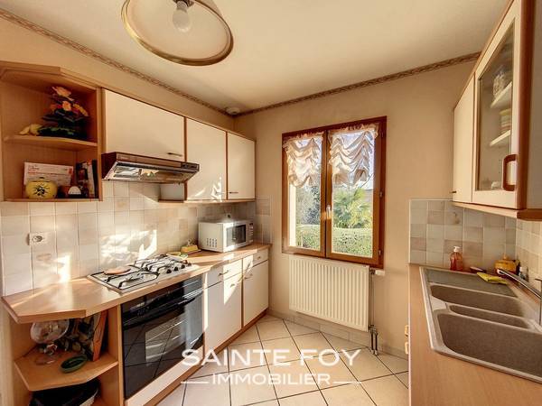 2020479 image6 - Sainte Foy Immobilier - Ce sont des agences immobilières dans l'Ouest Lyonnais spécialisées dans la location de maison ou d'appartement et la vente de propriété de prestige.