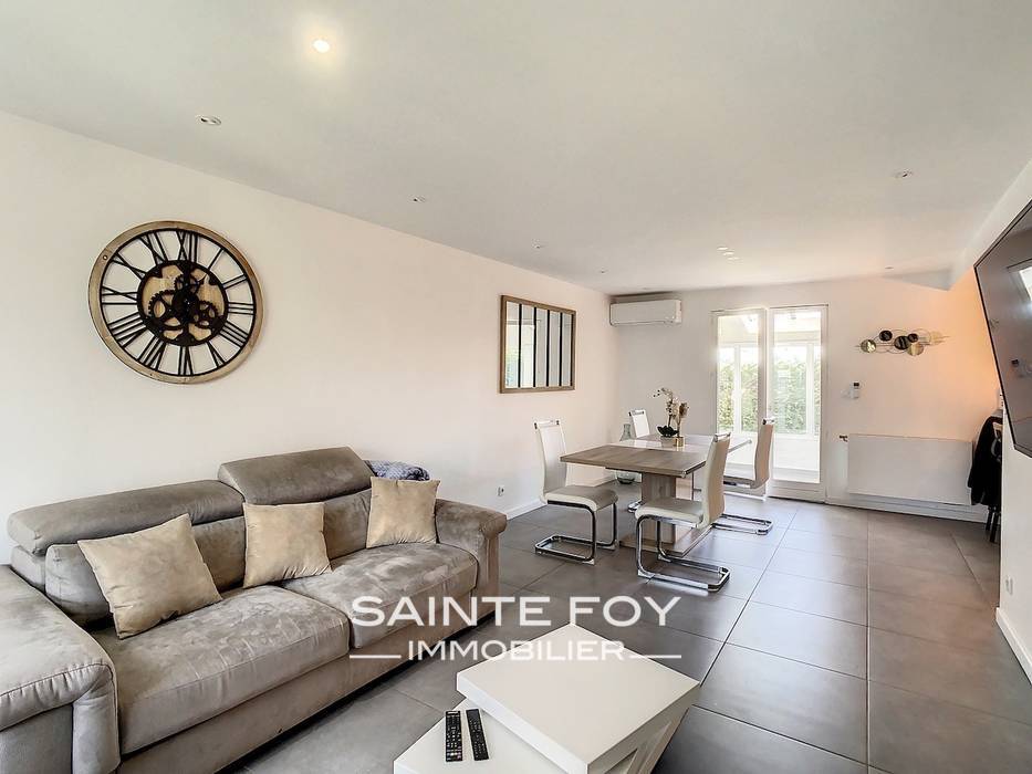 2023334 image2 - Sainte Foy Immobilier - Ce sont des agences immobilières dans l'Ouest Lyonnais spécialisées dans la location de maison ou d'appartement et la vente de propriété de prestige.