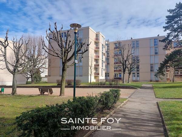 2022394 image5 - Sainte Foy Immobilier - Ce sont des agences immobilières dans l'Ouest Lyonnais spécialisées dans la location de maison ou d'appartement et la vente de propriété de prestige.