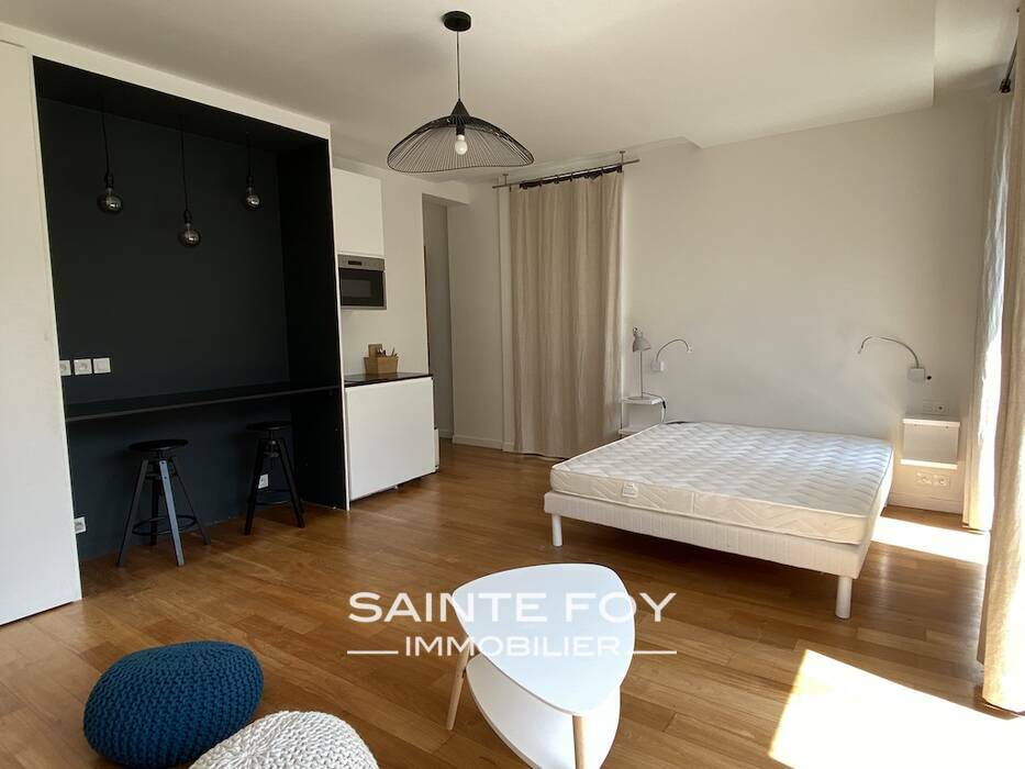 2023337 image1 - Sainte Foy Immobilier - Ce sont des agences immobilières dans l'Ouest Lyonnais spécialisées dans la location de maison ou d'appartement et la vente de propriété de prestige.