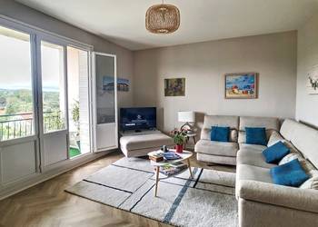 2023324 image1 - Sainte Foy Immobilier - Ce sont des agences immobilières dans l'Ouest Lyonnais spécialisées dans la location de maison ou d'appartement et la vente de propriété de prestige.