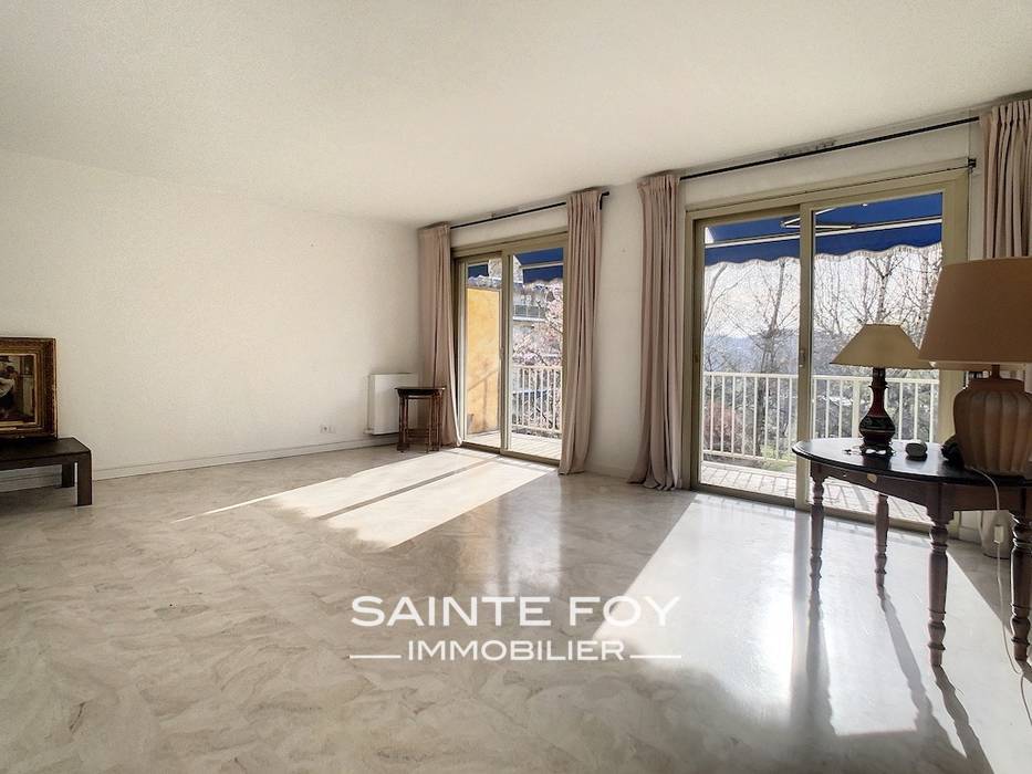 2023341 image1 - Sainte Foy Immobilier - Ce sont des agences immobilières dans l'Ouest Lyonnais spécialisées dans la location de maison ou d'appartement et la vente de propriété de prestige.