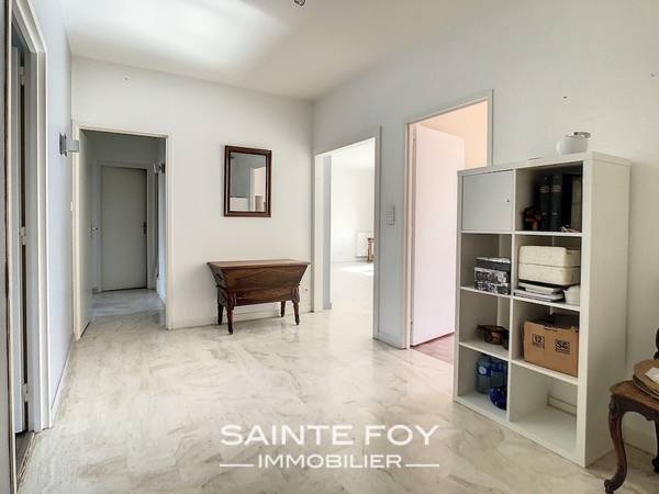 2023341 image9 - Sainte Foy Immobilier - Ce sont des agences immobilières dans l'Ouest Lyonnais spécialisées dans la location de maison ou d'appartement et la vente de propriété de prestige.