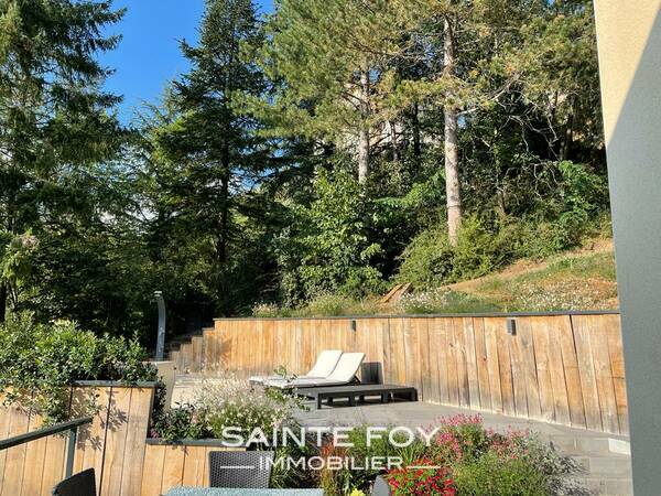 2023365 image5 - Sainte Foy Immobilier - Ce sont des agences immobilières dans l'Ouest Lyonnais spécialisées dans la location de maison ou d'appartement et la vente de propriété de prestige.