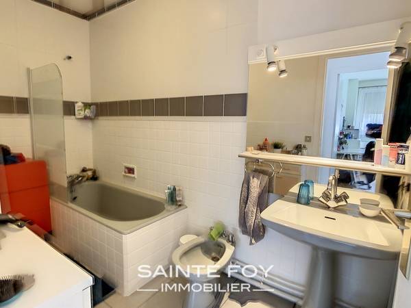 2023382 image8 - Sainte Foy Immobilier - Ce sont des agences immobilières dans l'Ouest Lyonnais spécialisées dans la location de maison ou d'appartement et la vente de propriété de prestige.