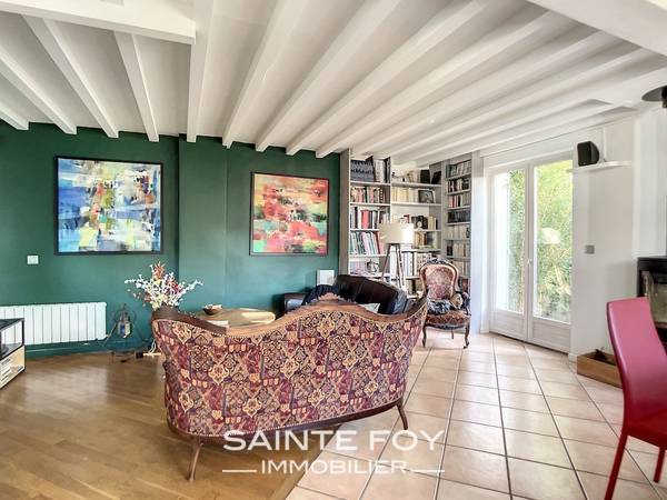 2021864 image4 - Sainte Foy Immobilier - Ce sont des agences immobilières dans l'Ouest Lyonnais spécialisées dans la location de maison ou d'appartement et la vente de propriété de prestige.