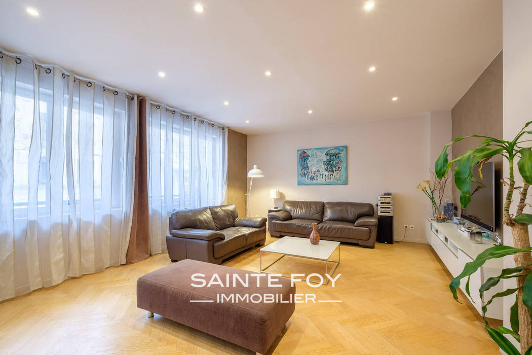 2023386 image1 - Sainte Foy Immobilier - Ce sont des agences immobilières dans l'Ouest Lyonnais spécialisées dans la location de maison ou d'appartement et la vente de propriété de prestige.
