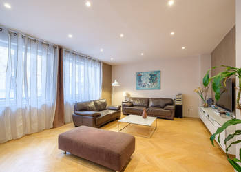 2023386 image1 - Sainte Foy Immobilier - Ce sont des agences immobilières dans l'Ouest Lyonnais spécialisées dans la location de maison ou d'appartement et la vente de propriété de prestige.