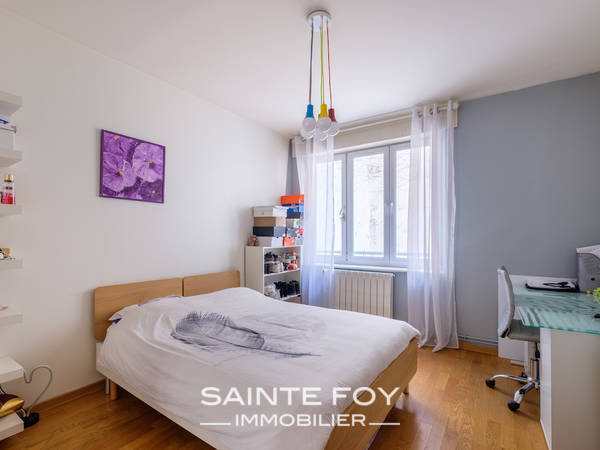 2023386 image10 - Sainte Foy Immobilier - Ce sont des agences immobilières dans l'Ouest Lyonnais spécialisées dans la location de maison ou d'appartement et la vente de propriété de prestige.