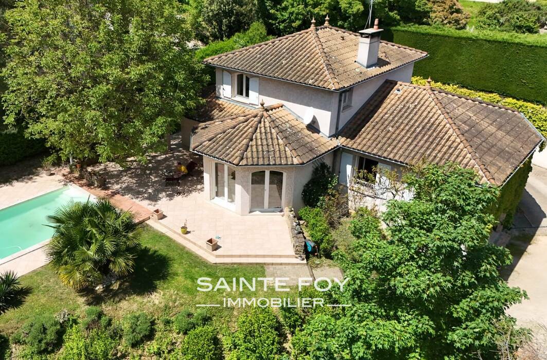 2023424 image1 - Sainte Foy Immobilier - Ce sont des agences immobilières dans l'Ouest Lyonnais spécialisées dans la location de maison ou d'appartement et la vente de propriété de prestige.