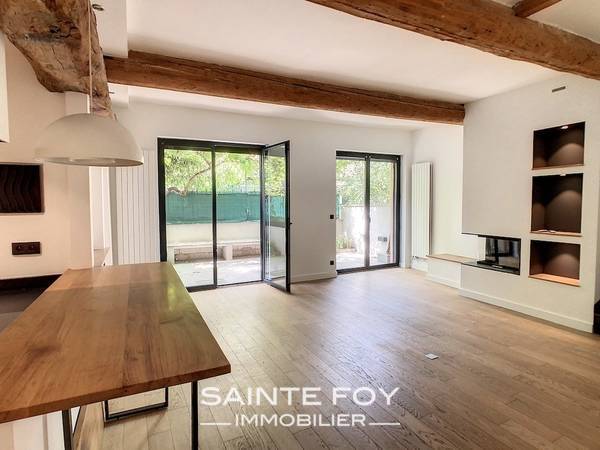 2023427 image5 - Sainte Foy Immobilier - Ce sont des agences immobilières dans l'Ouest Lyonnais spécialisées dans la location de maison ou d'appartement et la vente de propriété de prestige.