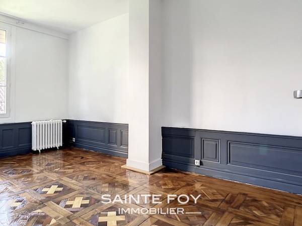 2023427 image6 - Sainte Foy Immobilier - Ce sont des agences immobilières dans l'Ouest Lyonnais spécialisées dans la location de maison ou d'appartement et la vente de propriété de prestige.