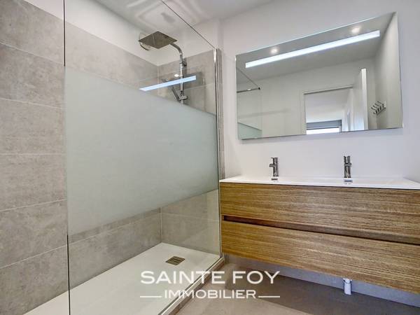 2019668 image10 - Sainte Foy Immobilier - Ce sont des agences immobilières dans l'Ouest Lyonnais spécialisées dans la location de maison ou d'appartement et la vente de propriété de prestige.