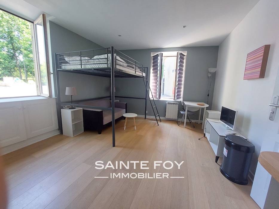 2023451 image1 - Sainte Foy Immobilier - Ce sont des agences immobilières dans l'Ouest Lyonnais spécialisées dans la location de maison ou d'appartement et la vente de propriété de prestige.