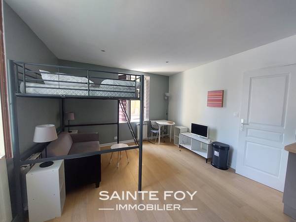 2023451 image3 - Sainte Foy Immobilier - Ce sont des agences immobilières dans l'Ouest Lyonnais spécialisées dans la location de maison ou d'appartement et la vente de propriété de prestige.