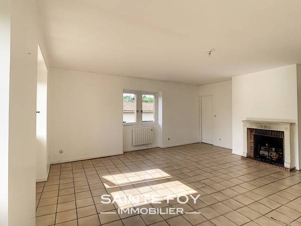 2023455 image2 - Sainte Foy Immobilier - Ce sont des agences immobilières dans l'Ouest Lyonnais spécialisées dans la location de maison ou d'appartement et la vente de propriété de prestige.