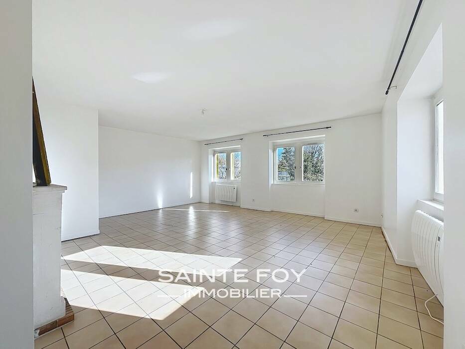 2023455 image1 - Sainte Foy Immobilier - Ce sont des agences immobilières dans l'Ouest Lyonnais spécialisées dans la location de maison ou d'appartement et la vente de propriété de prestige.