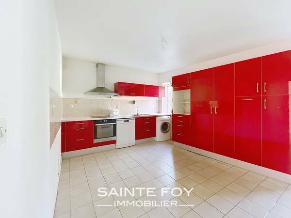 2023455 image3 - Sainte Foy Immobilier - Ce sont des agences immobilières dans l'Ouest Lyonnais spécialisées dans la location de maison ou d'appartement et la vente de propriété de prestige.