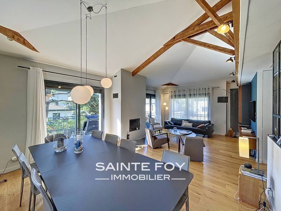 2023531 image1 - Sainte Foy Immobilier - Ce sont des agences immobilières dans l'Ouest Lyonnais spécialisées dans la location de maison ou d'appartement et la vente de propriété de prestige.