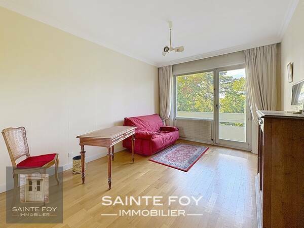2023548 image7 - Sainte Foy Immobilier - Ce sont des agences immobilières dans l'Ouest Lyonnais spécialisées dans la location de maison ou d'appartement et la vente de propriété de prestige.