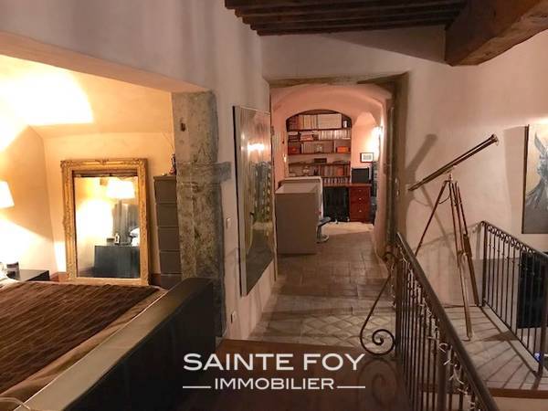 2020852 image5 - Sainte Foy Immobilier - Ce sont des agences immobilières dans l'Ouest Lyonnais spécialisées dans la location de maison ou d'appartement et la vente de propriété de prestige.