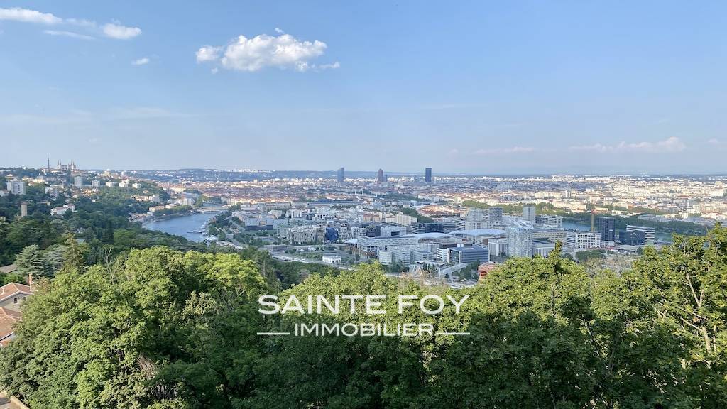 2023602 image1 - Sainte Foy Immobilier - Ce sont des agences immobilières dans l'Ouest Lyonnais spécialisées dans la location de maison ou d'appartement et la vente de propriété de prestige.