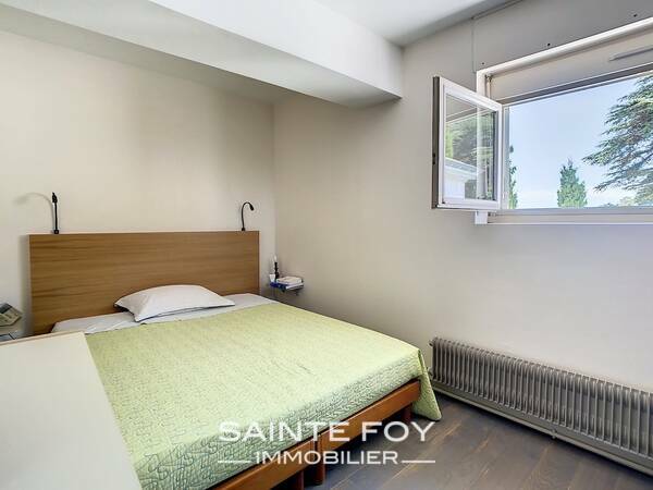 2023635 image6 - Sainte Foy Immobilier - Ce sont des agences immobilières dans l'Ouest Lyonnais spécialisées dans la location de maison ou d'appartement et la vente de propriété de prestige.