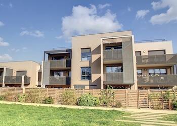 2023643 image1 - Sainte Foy Immobilier - Ce sont des agences immobilières dans l'Ouest Lyonnais spécialisées dans la location de maison ou d'appartement et la vente de propriété de prestige.