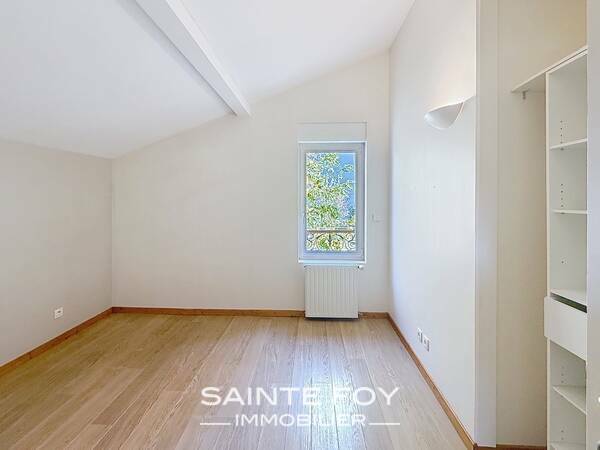 2023614 image5 - Sainte Foy Immobilier - Ce sont des agences immobilières dans l'Ouest Lyonnais spécialisées dans la location de maison ou d'appartement et la vente de propriété de prestige.