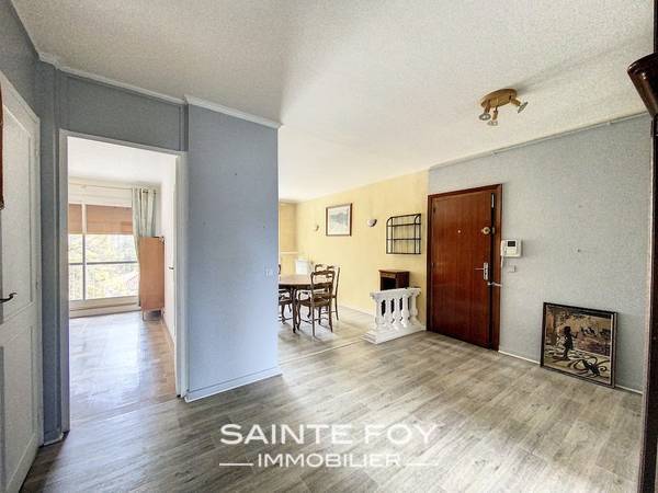 2023622 image8 - Sainte Foy Immobilier - Ce sont des agences immobilières dans l'Ouest Lyonnais spécialisées dans la location de maison ou d'appartement et la vente de propriété de prestige.