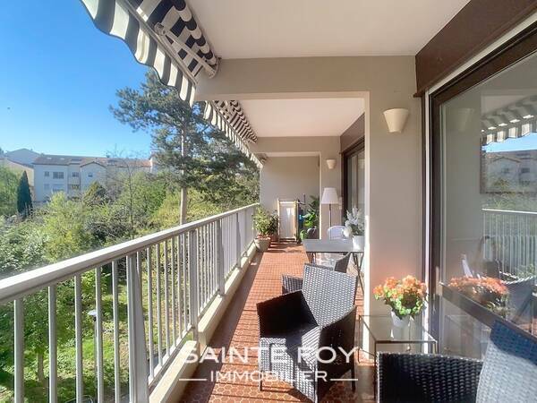 2023664 image8 - Sainte Foy Immobilier - Ce sont des agences immobilières dans l'Ouest Lyonnais spécialisées dans la location de maison ou d'appartement et la vente de propriété de prestige.