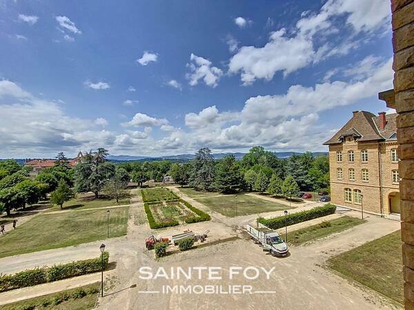 2023649 image8 - Sainte Foy Immobilier - Ce sont des agences immobilières dans l'Ouest Lyonnais spécialisées dans la location de maison ou d'appartement et la vente de propriété de prestige.