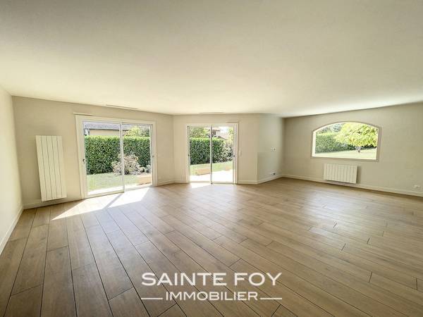 2023705 image2 - Sainte Foy Immobilier - Ce sont des agences immobilières dans l'Ouest Lyonnais spécialisées dans la location de maison ou d'appartement et la vente de propriété de prestige.