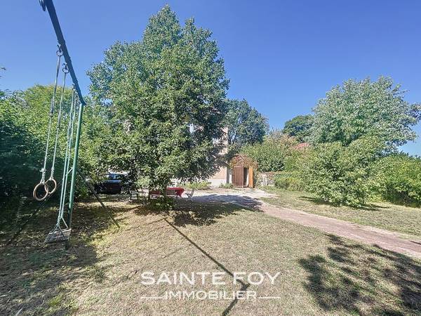 2023650 image9 - Sainte Foy Immobilier - Ce sont des agences immobilières dans l'Ouest Lyonnais spécialisées dans la location de maison ou d'appartement et la vente de propriété de prestige.