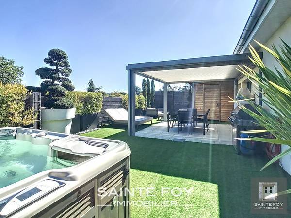 2023732 image3 - Sainte Foy Immobilier - Ce sont des agences immobilières dans l'Ouest Lyonnais spécialisées dans la location de maison ou d'appartement et la vente de propriété de prestige.