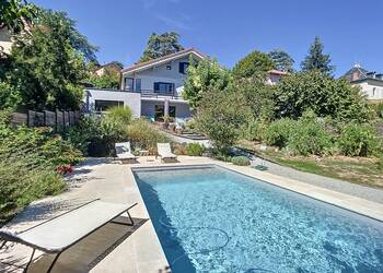 2023701 image1 - Sainte Foy Immobilier - Ce sont des agences immobilières dans l'Ouest Lyonnais spécialisées dans la location de maison ou d'appartement et la vente de propriété de prestige.