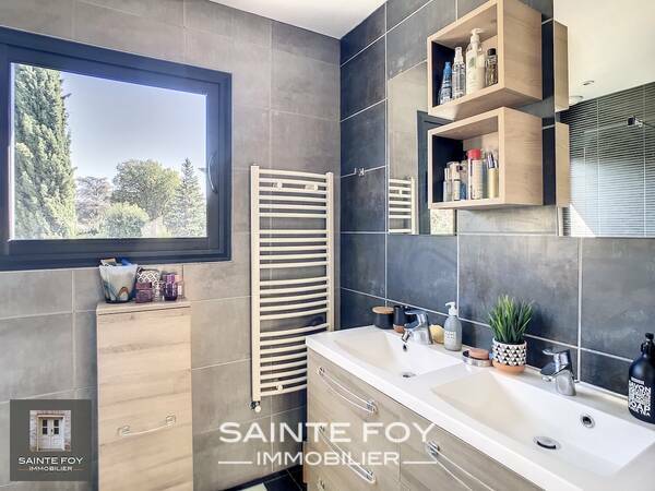 2023794 image7 - Sainte Foy Immobilier - Ce sont des agences immobilières dans l'Ouest Lyonnais spécialisées dans la location de maison ou d'appartement et la vente de propriété de prestige.