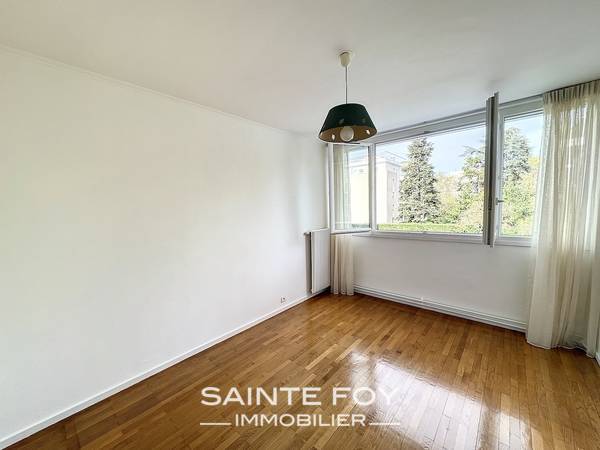 2023800 image5 - Sainte Foy Immobilier - Ce sont des agences immobilières dans l'Ouest Lyonnais spécialisées dans la location de maison ou d'appartement et la vente de propriété de prestige.