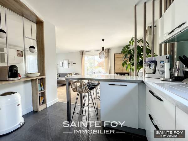 2024944 image5 - Sainte Foy Immobilier - Ce sont des agences immobilières dans l'Ouest Lyonnais spécialisées dans la location de maison ou d'appartement et la vente de propriété de prestige.