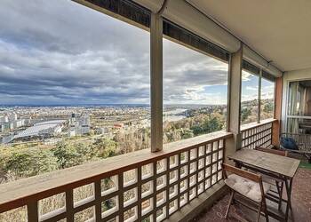 2024970 image1 - Sainte Foy Immobilier - Ce sont des agences immobilières dans l'Ouest Lyonnais spécialisées dans la location de maison ou d'appartement et la vente de propriété de prestige.